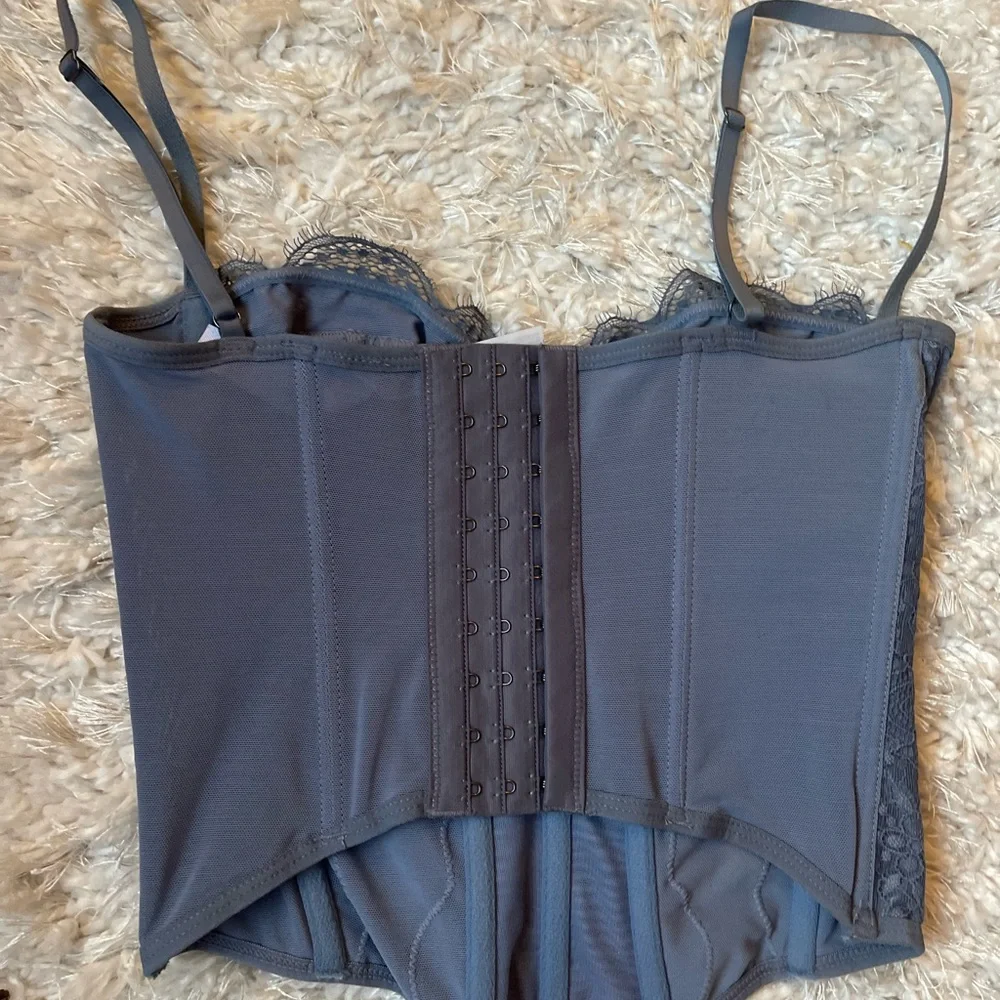 Urban Outfitters Lace Corset Bustier Top in Slate Gray Size Small - Picture 2 of 3